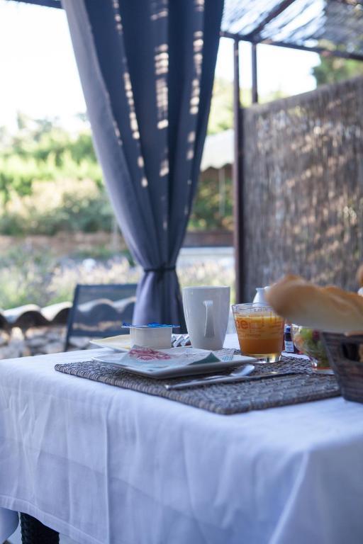 L'Auberge De L'Aubergine Эгальер Номер фото